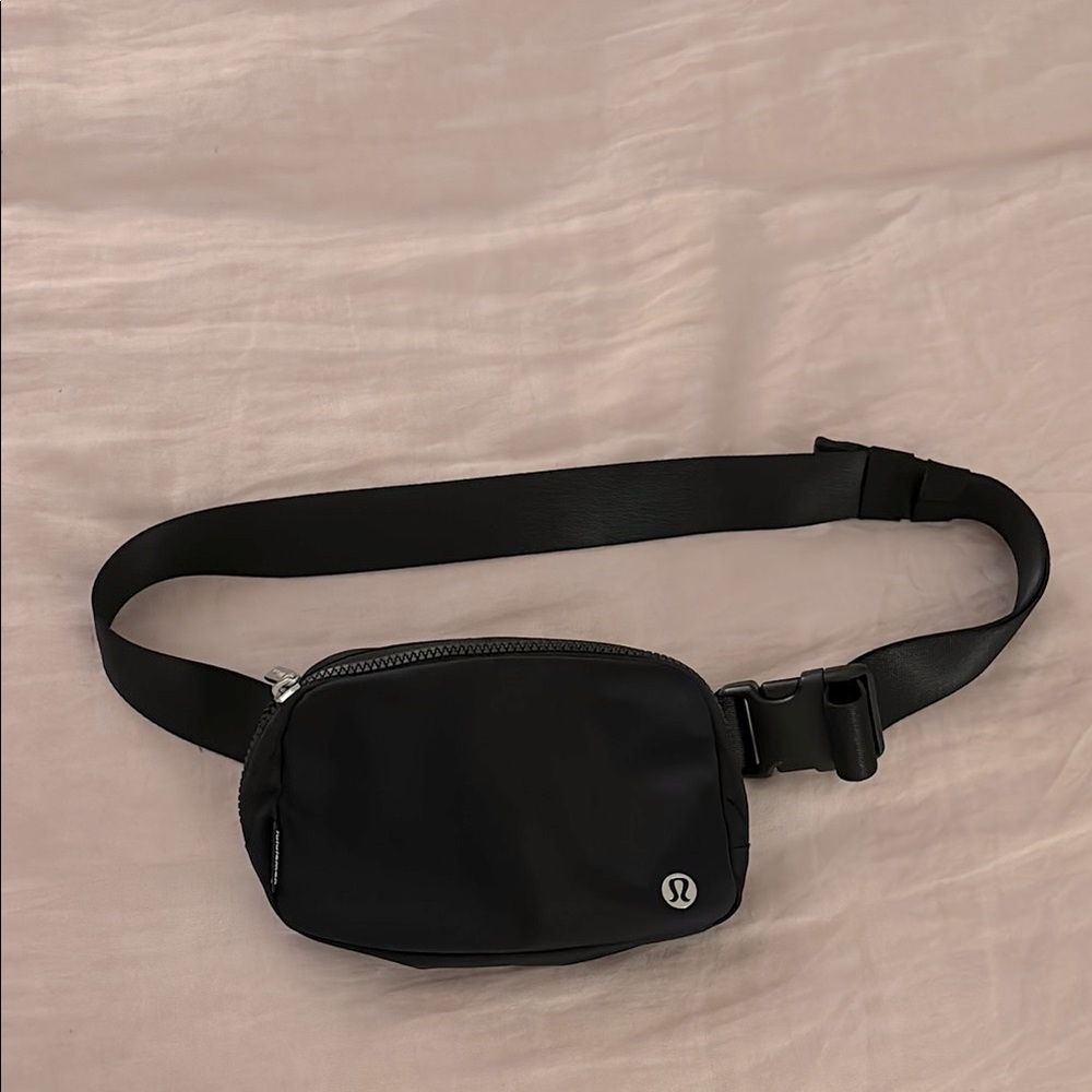 Lululemon Black Belt Bag